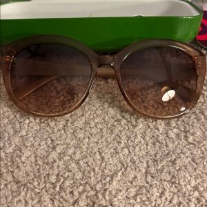 Kate spade sunglasses brown color shade